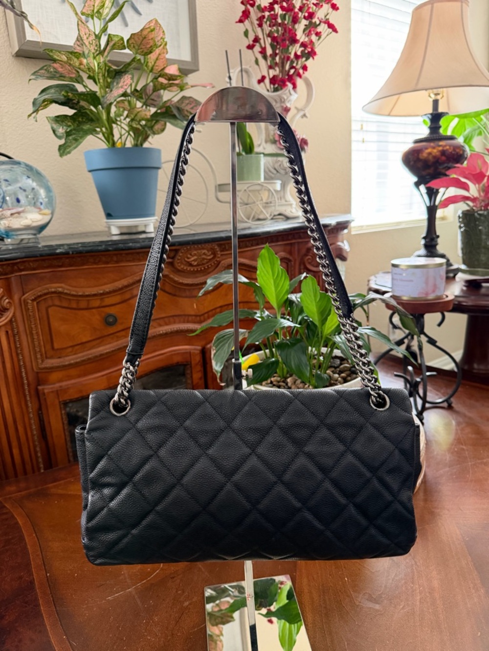 Vintage Chanel Lady Pearly Quilted Flap Black Bag Iridescent Caviar Leather - Picture 2 of 10